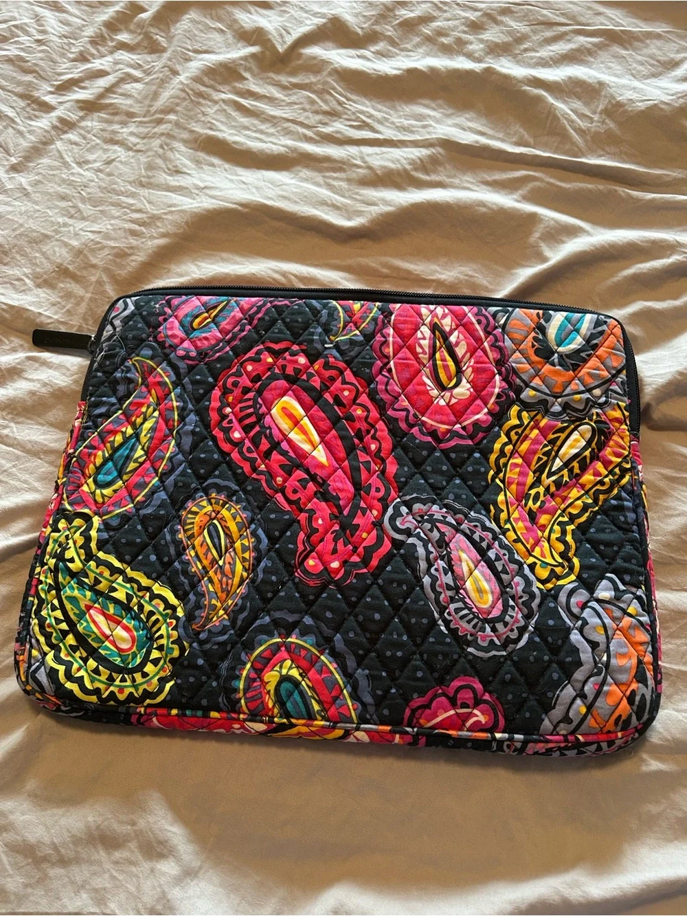 Vera Bradley Black Multicolor Paisley Quilted laptop Sleeve